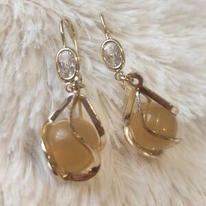 Elegant Gold and Cream Drop Earrings